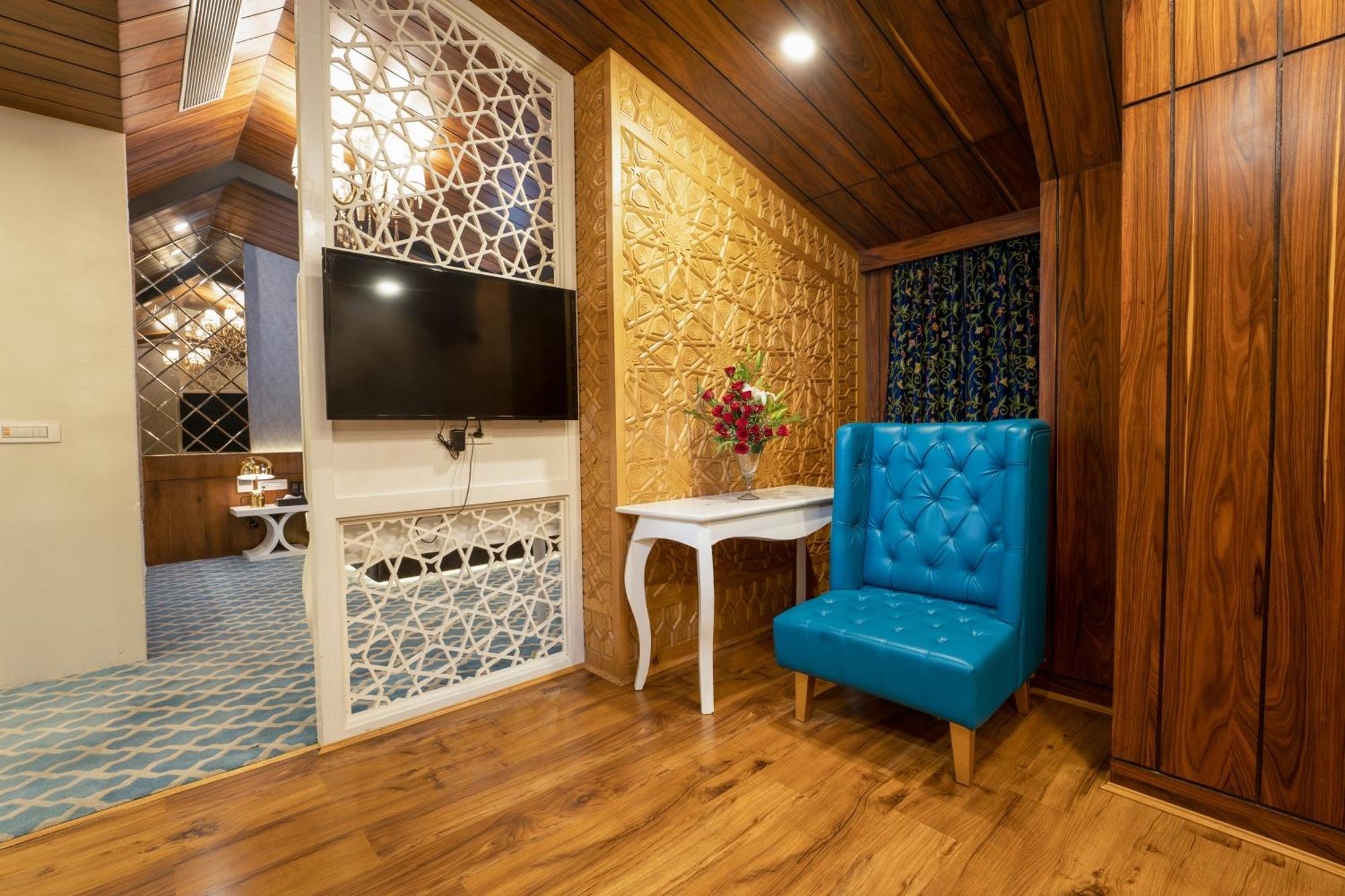 Hotel Snowland, Srinagar Exteriér fotografie
