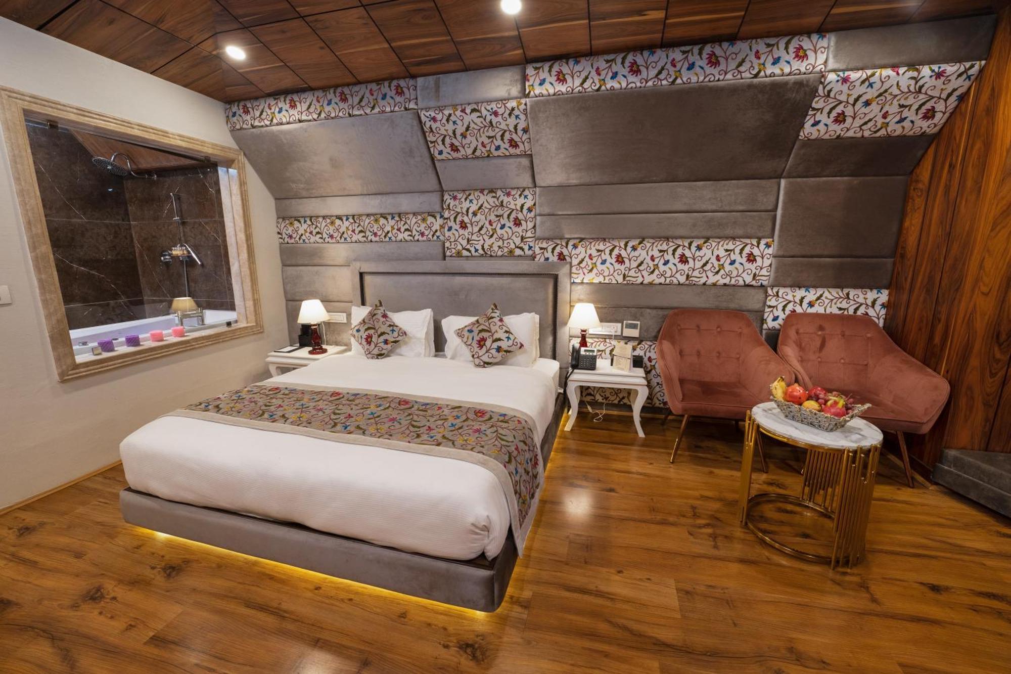 Hotel Snowland, Srinagar Exteriér fotografie
