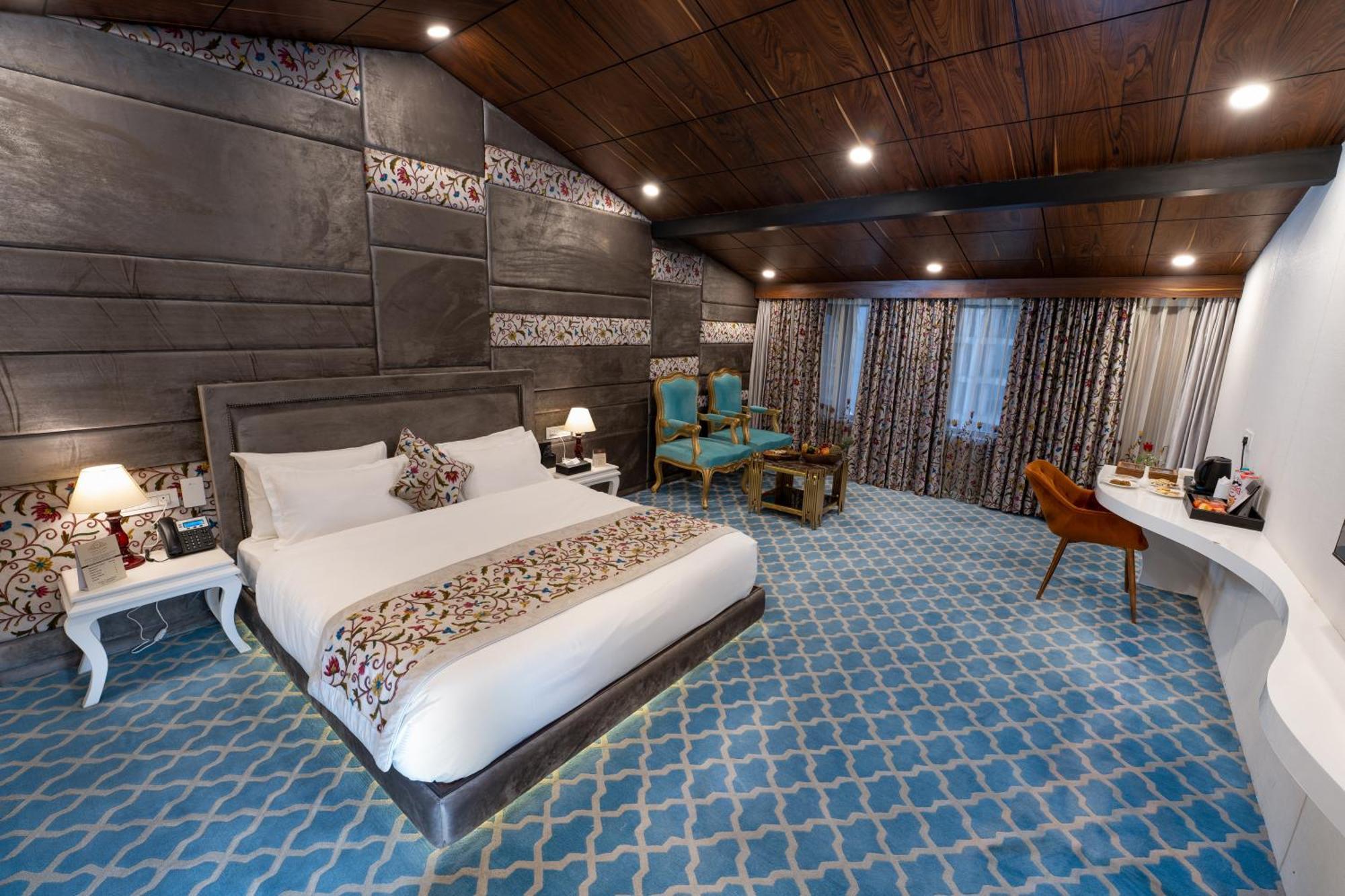 Hotel Snowland, Srinagar Exteriér fotografie